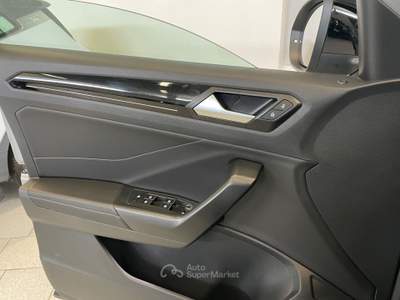 Volkswagen T-Roc 150 CV DSG R-Line Plus Telec. Argento usata Gozzano
