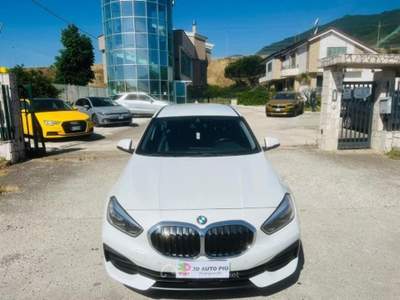 BMW Serie 1 116d Sport Line Auto White Pearl Virtual Cockpit Bianco usata Presenzano