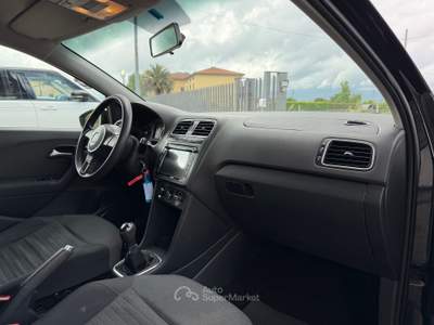 Volkswagen Polo 5p  Total Black Ok neopatentati Nero usata Pistoia