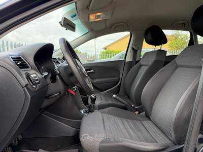 Volkswagen Polo 5p  Total Black Ok neopatentati Nero usata Pistoia