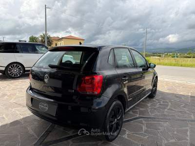 Volkswagen Polo 5p  Total Black Ok neopatentati Nero usata Pistoia