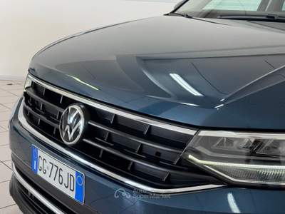 Volkswagen Tiguan 131cv Life BENZINA Blu/Azzurro usata Pollenza