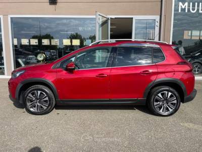 Peugeot 2008 1° serie PureTech 82 5 porte Allure Rosso usata Scandiano