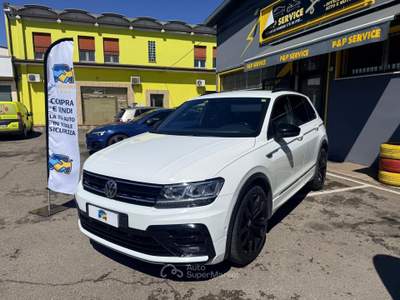 Volkswagen Tiguan Advanced R-Line Exterior Pack 150cv dsg Bianco usata Finale Emilia