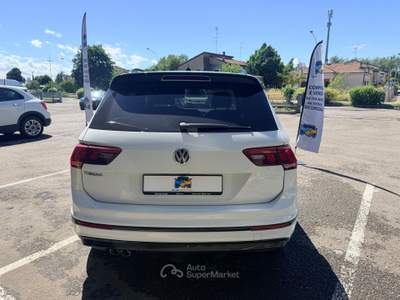 Volkswagen Tiguan Advanced R-Line Exterior Pack 150cv dsg Bianco usata Finale Emilia