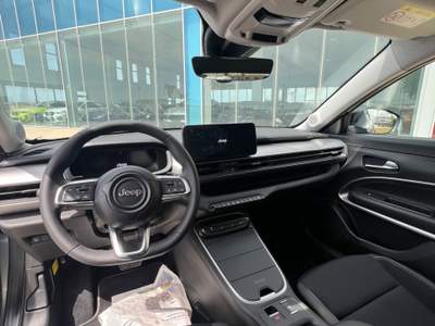 Jeep Avenger 110 CV MHEV Summit Grigio usata Gela