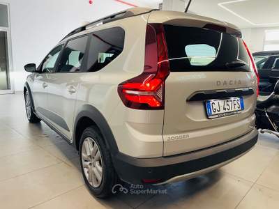 Dacia Jogger Dacia Jogger 1.0 tce 110cv Comfort Argento usata Torchiara