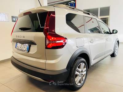 Dacia Jogger Dacia Jogger 1.0 tce 110cv Comfort Argento usata Torchiara