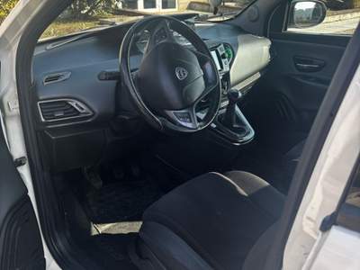Lancia Ypsilon Lancia Ypsilon 95CV-10.000km Bianco usata Biella
