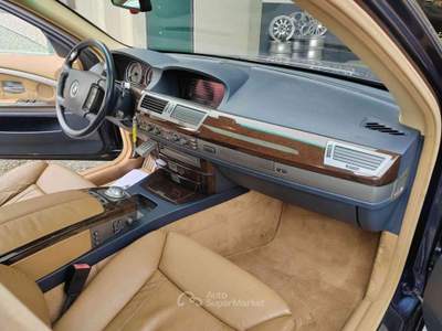 BMW Serie 7 745i V8 Italiana Full Blu/Azzurro usata Fontanellato