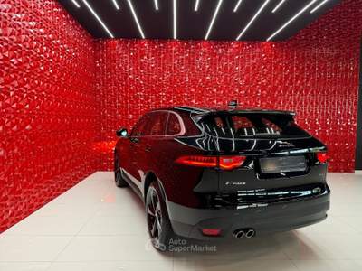 Jaguar F-Pace AWD UNICO PROPRIETARIO total black Nero usata Agliana