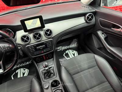 Mercedes-Benz CLA CDI Executive berlina 136CV Grigio usata Agliana