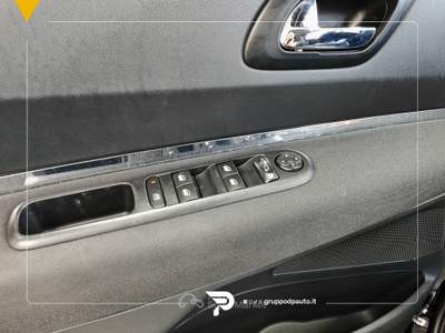 Peugeot 5008 5008 1.6 bluehdi Allure s&amp;s 120cv Nero usata Marano di Napoli