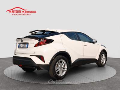 Toyota C-HR 1.8h Business e-cvt Bianco usata San Zenone degli Ezzelini