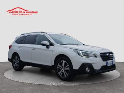 Subaru Outback 2.5i Lineartronic Premium 4WD GPL Bianco usata San Zenone degli Ezzelini