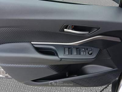 Toyota C-HR 1.8h Business e-cvt Grigio usata San Zenone degli Ezzelini