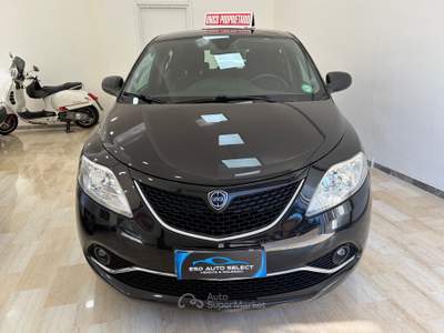 Lancia Ypsilon UNICO PROPRIETARIO Nero usata Pomigliano d'Arco