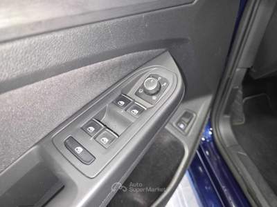 Volkswagen Golf Style PHEV 1.5 150CV Blu/Azzurro usata Ferrara