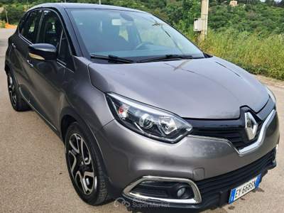 Renault Captur Renault Captur 1.5 dCi 8V 90 CV EDC Energy R-Link Grigio usata Cassano delle Murge