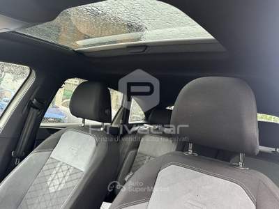 Volkswagen Taigo VOLKSWAGEN Taigo 1.0 TSI 110 CV DSG R-Line usata Abano Terme