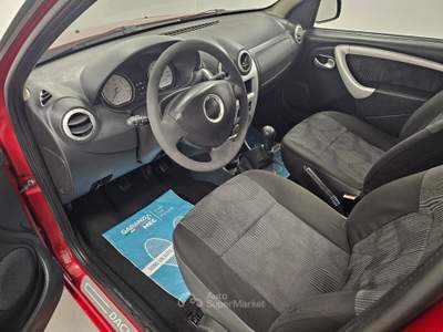 Dacia Sandero Lauréate - NeoPatentati Rosso usata TORINO