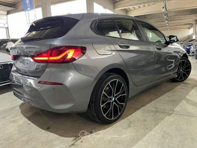 BMW Serie 1 118i i 5p. Business Advantage "18 Msport /Nav/F.Led/Par Grigio usata Savigliano