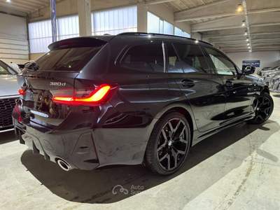 BMW Serie 3 320d dA 48V xDrive Touring "19 Msport Pro Black/Head-Di Nero usata Savigliano