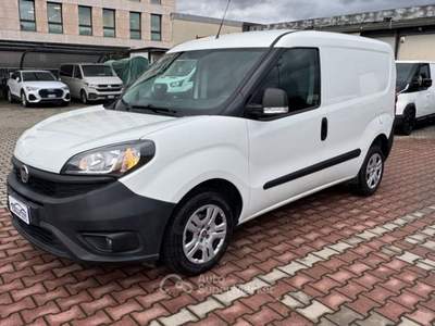 Fiat Doblò 1.6 Mjet 105cv PC-TN CARGO LOUNGE 3 POSTI Bianco usata Sesto Fiorentino