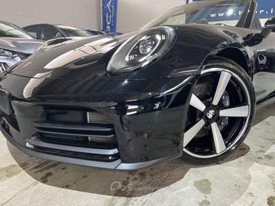 Porsche 911 992.2 Carrera Cabriolet"21 turbo S /Pelle/Bose Nero usata Savigliano