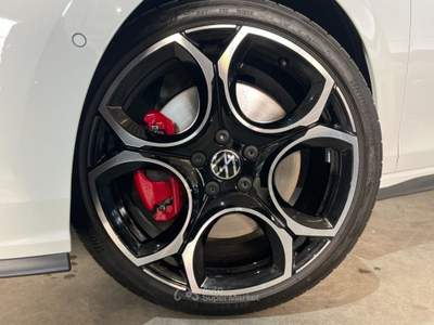 Volkswagen Golf GTI 2.0 TSI DSG 265CV TETTO/MATRIX/HARMAN-KARD. Bianco usata Savigliano