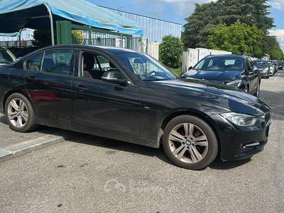 BMW Serie 3 318d 318d Sport berlina Nero usata Torino