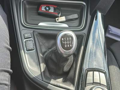 BMW Serie 3 318d 318d Sport berlina Nero usata Torino