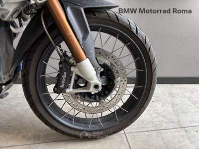 BMW Serie 5 518i Adventure Abs my17 Blu/Azzurro usata SANTA MARIA NUOVA