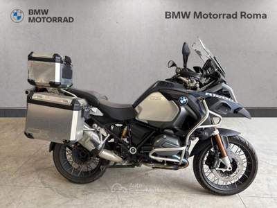 BMW Serie 5 518i Adventure Abs my17 Blu/Azzurro usata SANTA MARIA NUOVA