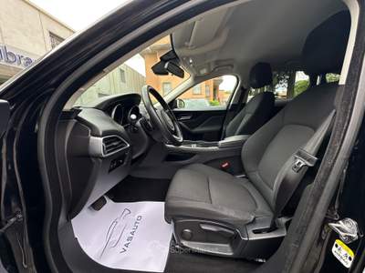 Jaguar F-Pace AWD Prestige Nero usata San Lazzaro di Savena