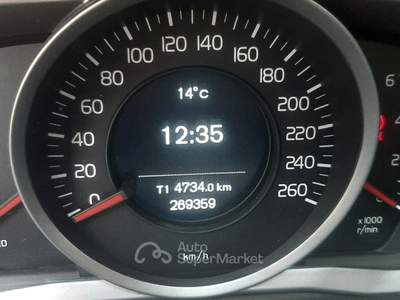 Volvo V60 Auto in ottime condizioni Generali Nero usata Villa Literno