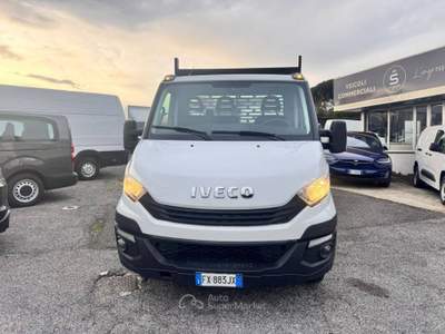 Iveco Daily  Bianco usata Marino