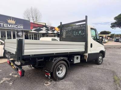 Iveco Daily  Bianco usata Marino