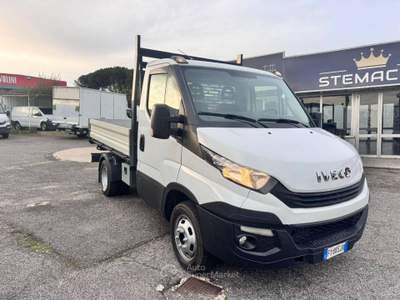 Iveco Daily  Bianco usata Marino