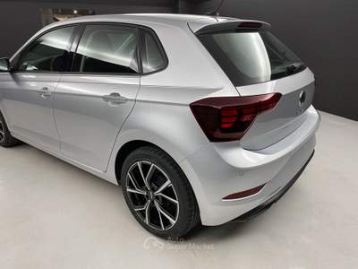 Volkswagen Polo 1.0 TSI Life 95cv Argento usata Bianzone