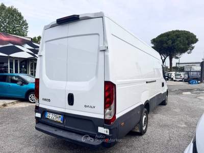 Iveco Daily  Bianco usata Marino