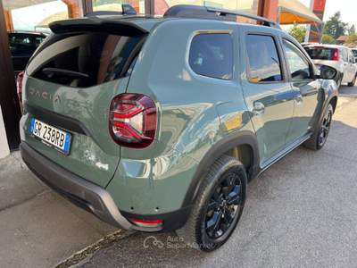 Dacia Duster 1.5 blue dci Extreme 4x4 115cv GANCIO TRAINO Verde usata Castelletto di Branduzzo