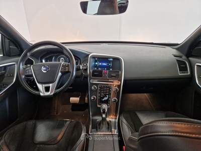 Volvo XC60 VOLVO XC60  D3 Geartronic R-design Bianco usata Modena