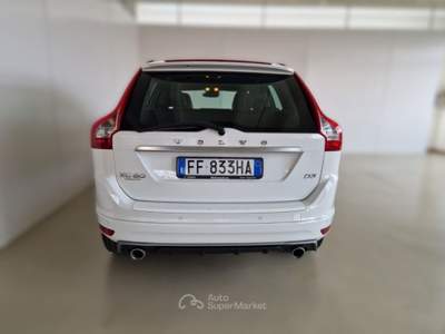 Volvo XC60 VOLVO XC60  D3 Geartronic R-design Bianco usata Modena