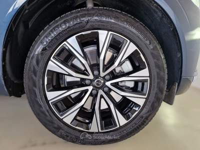 Volvo XC60 B4 (d) automatico Plus Bright Blu/Azzurro usata Modena
