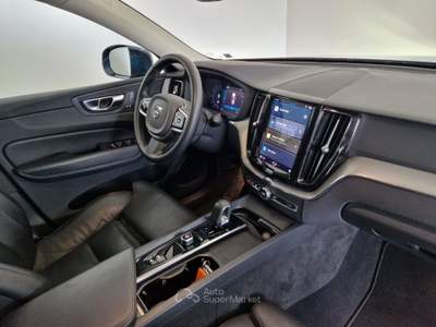 Volvo XC60 B4 (d) automatico Plus Bright Blu/Azzurro usata Modena