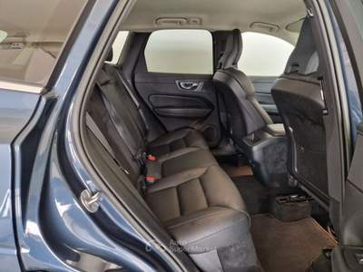 Volvo XC60 B4 (d) automatico Plus Bright Blu/Azzurro usata Modena