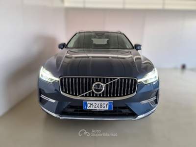 Volvo XC60 B4 (d) automatico Plus Bright Blu/Azzurro usata Modena