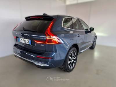 Volvo XC60 B4 (d) automatico Plus Bright Blu/Azzurro usata Modena