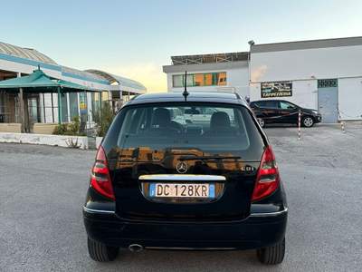 Mercedes-Benz Classe A OTTIME CONDIZIONI Nero usata Monopoli